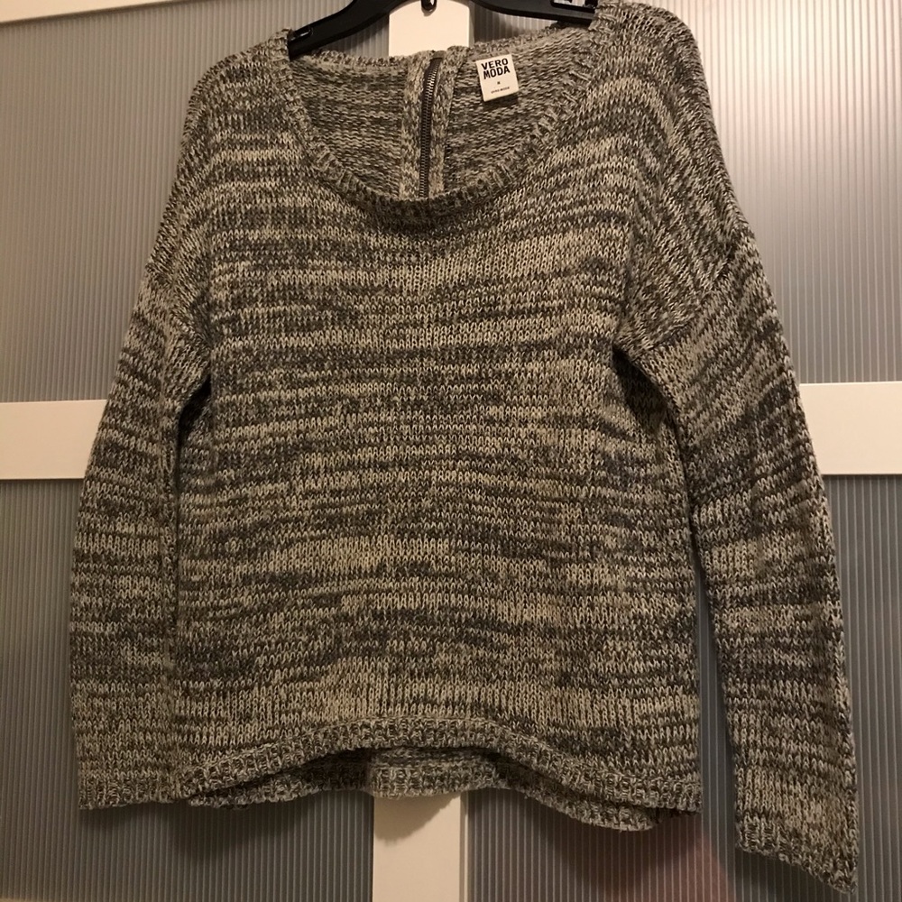 Vero Moda Grey Knit Scoop Neck Sweater Medium